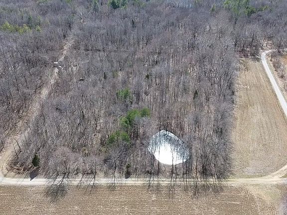 3rd image of 5911 Goerlitz Rd