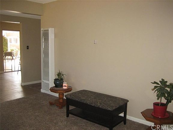 5th image of 577 E Whittier Ave