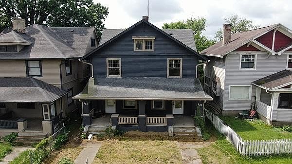 1st image of 820-822 Harvard Blvd