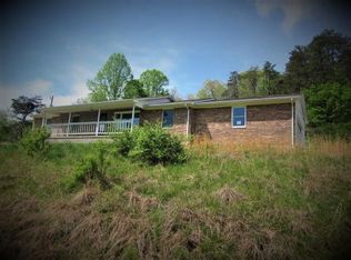 7982 Blue Lick Rd, Greenville, WV 24945