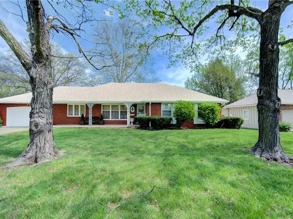 6617 Sterling Ave, Raytown, MO 64133