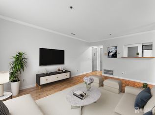 3328 Sayre Dr, Princeton, NJ 08540