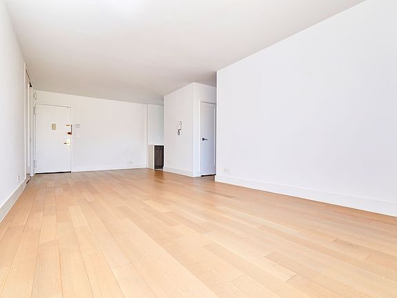 4th image of 345 E 80th St APT 27K