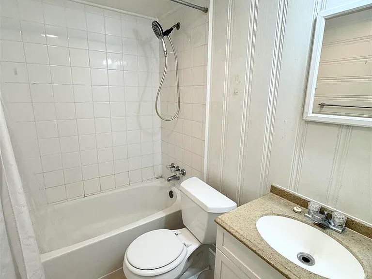 1318 Wilson Ave #A — Photo 13