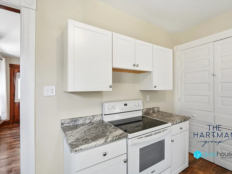 142 S Van Lear St — Photo 9