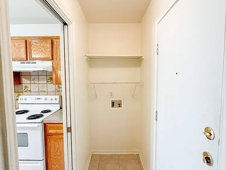 2603 Edgefield St — Photo 10