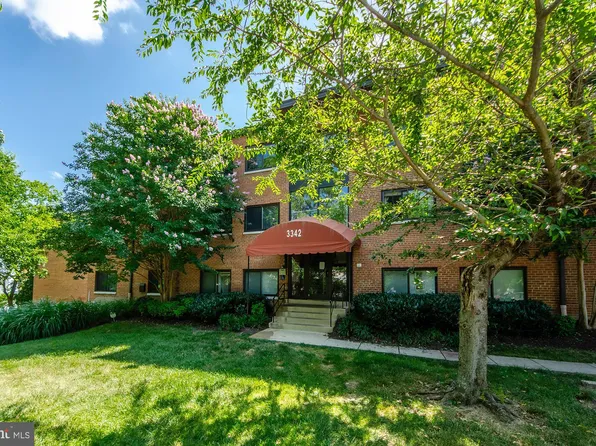 3342 S 28th St APT 101, Alexandria, VA 22302