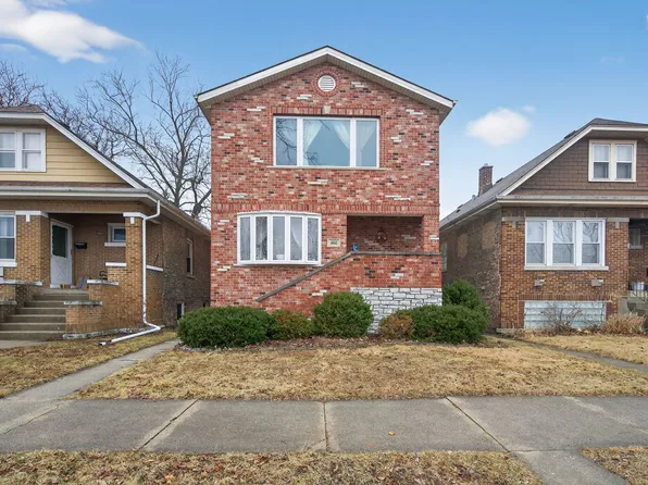 4608 Hawthorne Ave, Lyons, IL 60534