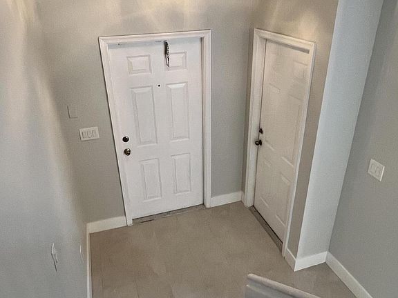 3rd image of 570 Saint Tropez Lane