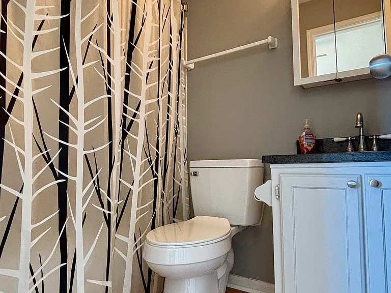 6086 Southbay Dr — Photo 19