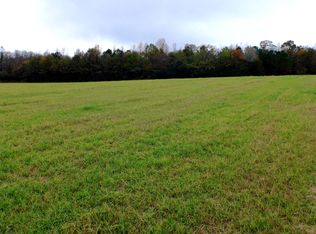 582 W Core Rd, Dunn, NC 28334