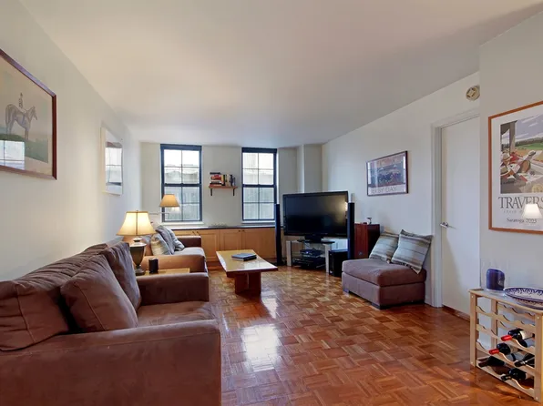 222 West 14th Street image 1 of 6