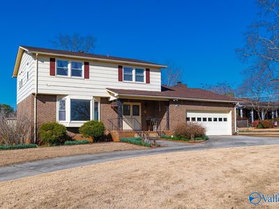 7803 Michael Cir SW, Huntsville, AL, 35802
