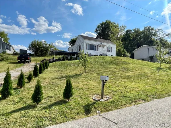 208 Railroad St, Pevely, MO 63070