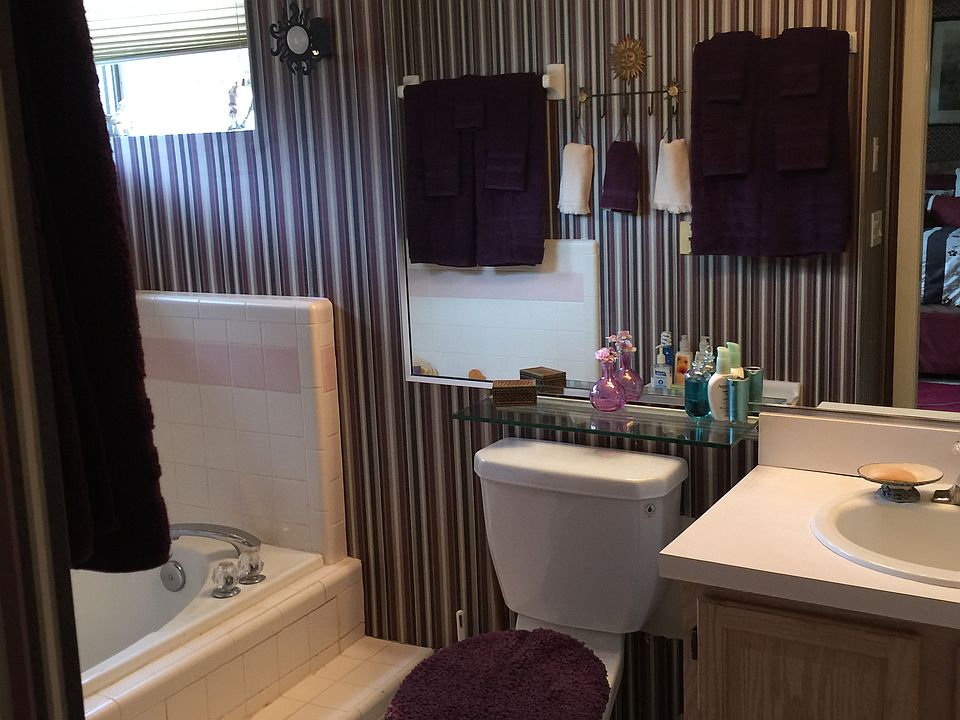 1st image of 864 W Charing Cross Cir