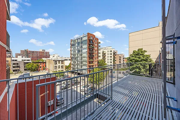 Rented by Gazal International Brokerage Group | media 7