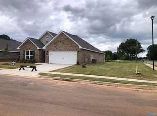 3209 Chestnut Ct SE, Decatur, AL 35603