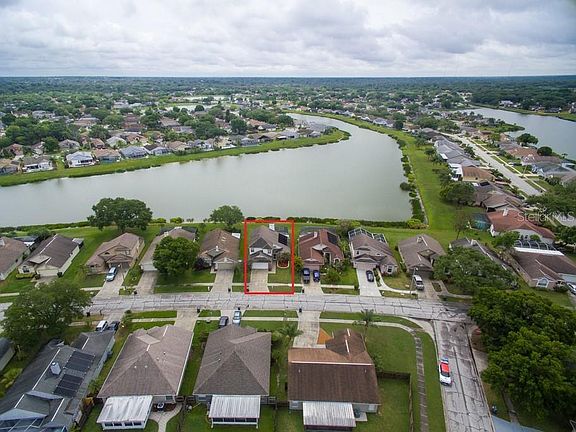 4th image of 1532 Portsmouth Lake Dr