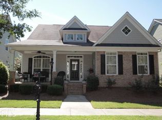 824 Scales Rd, Suwanee, GA 30024