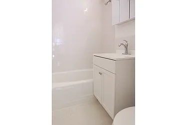 Rented by Fox Residential Group