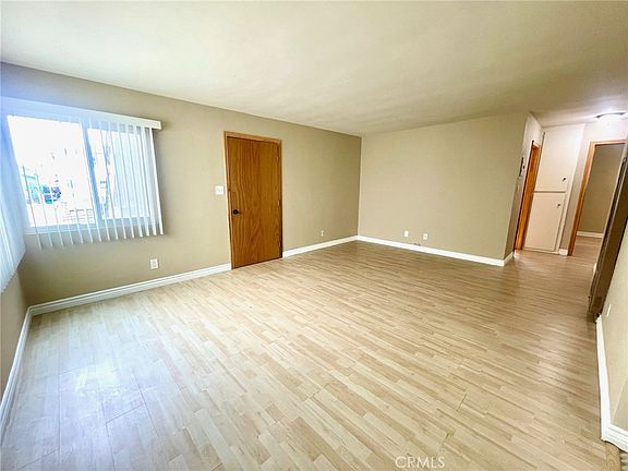 2nd image of 2217 S Grand Ave APT 2
