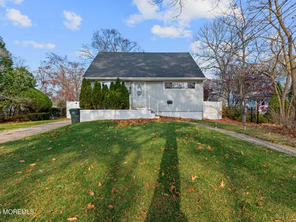 409 Wells Avenue, Oakhurst, NJ 07755