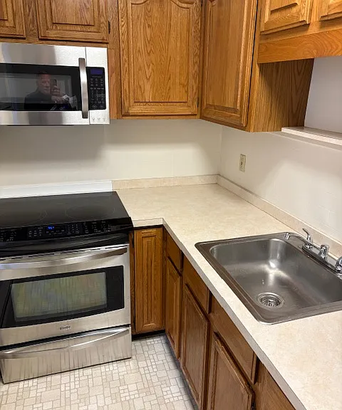 112 2nd St #1 — Photo 2
