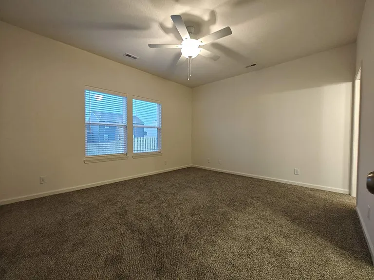 1182 Thorny Ln — Photo 8