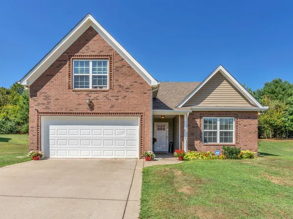 441 Golf Club Ln, Springfield, TN 37172