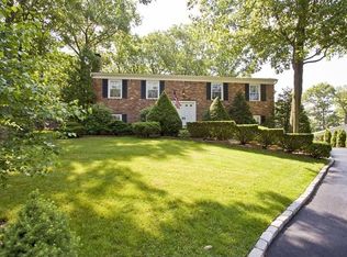 24 Northgate Park, Ringwood, NJ 07456