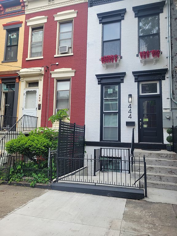 444 Dayton St - Property Image