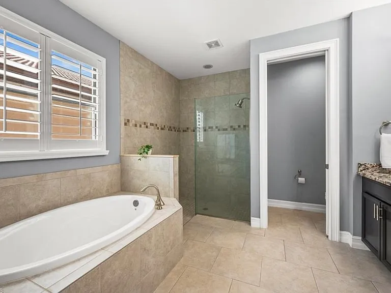11119 Saint Roman Way — Photo 17