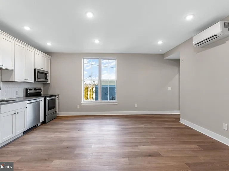6712 Ridge Ave #204 — Photo 3