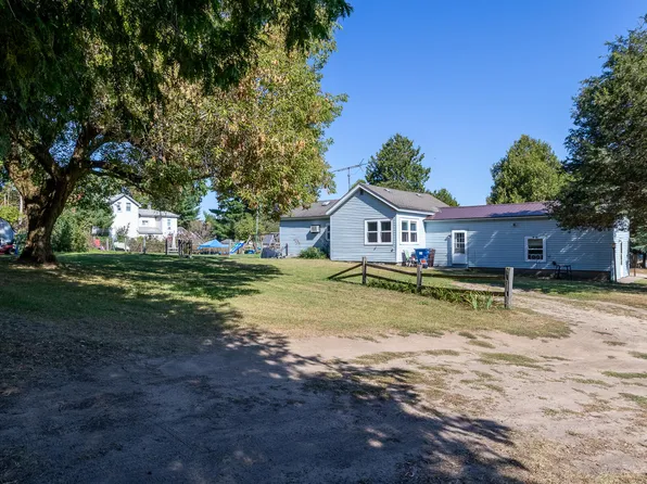 349 N Penn St, Mecosta, MI 49332