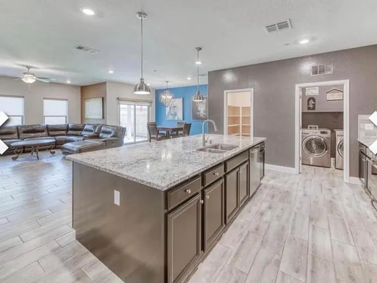 6167 E Inyo St — Photo 1