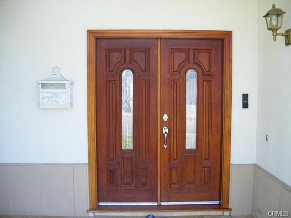 3rd image of 470 Carbonia Ave