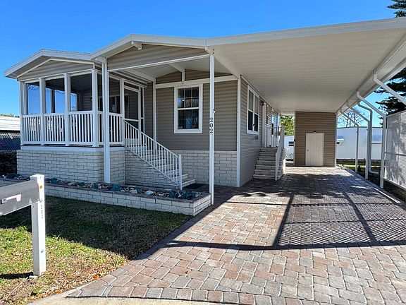 3rd image of 1100 Curlew Rd #202