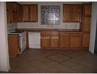 2nd image of 6528 Butterfly Sky St