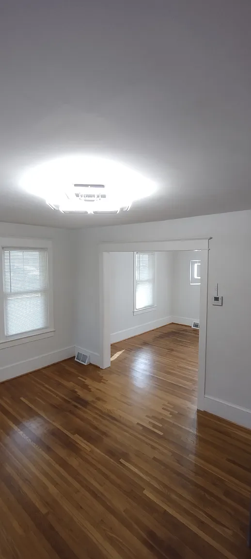 17408 Gay St photo 1