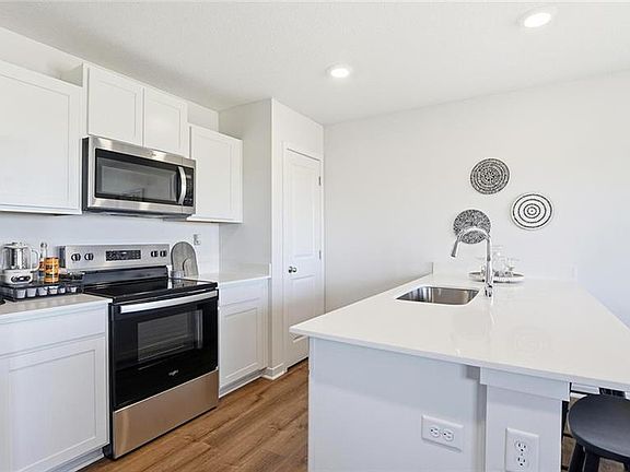 7th image of this home