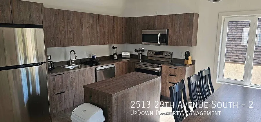 "Spacious 3-Bed, 2-Bath Gem at 2513 29th Ave S - Modern Comfort in Seward Neighborhood!" — Photo 4