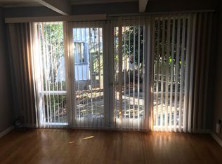 372 Laurel Ave, Pacific Grove, CA 93950