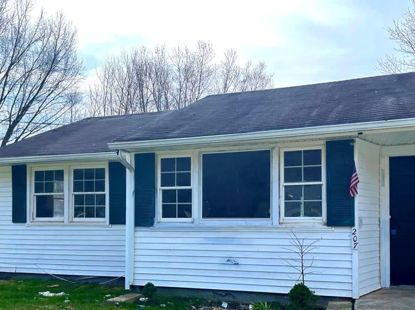 207 Norcross Ln, Pemberton, NJ 08068