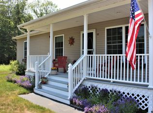 49 Streamside Dr, Auburn, ME 04210