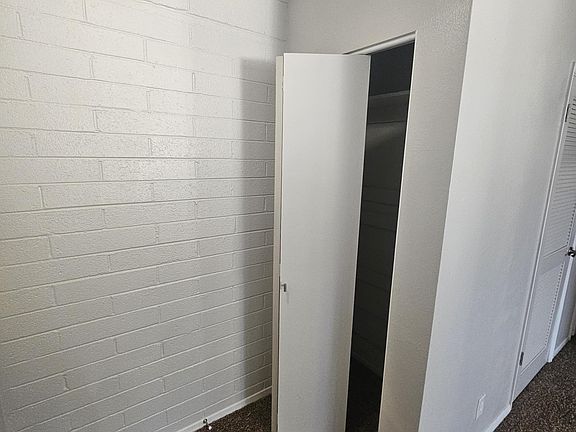 4th image of 2575 W BERRIDGE Lane #D209