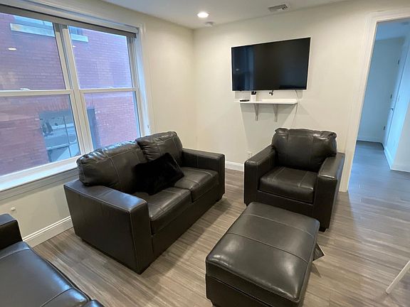 4th image of 189 Angell St Unit 3C