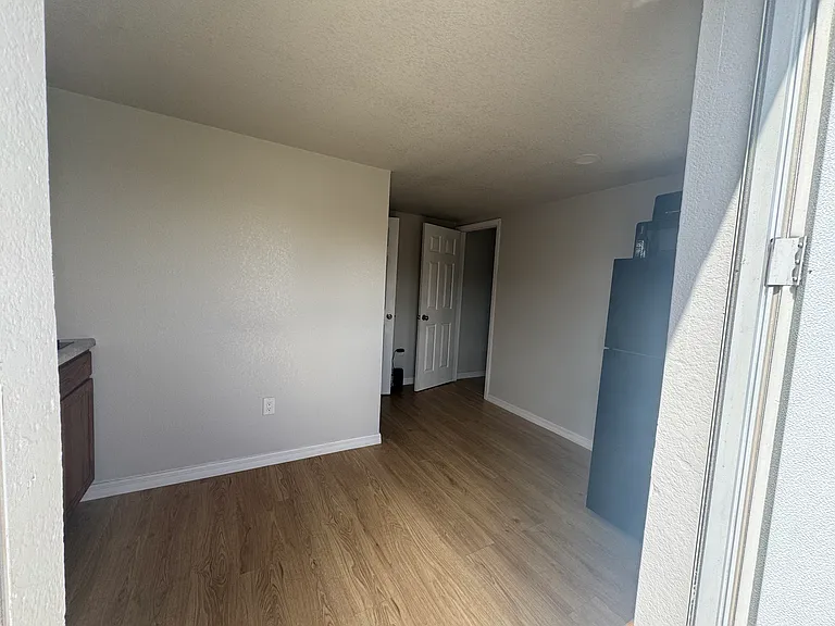 2507 Coronet Ct — Photo 6