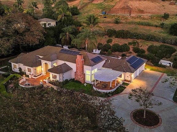 2nd image of 4286 La Canada Rd