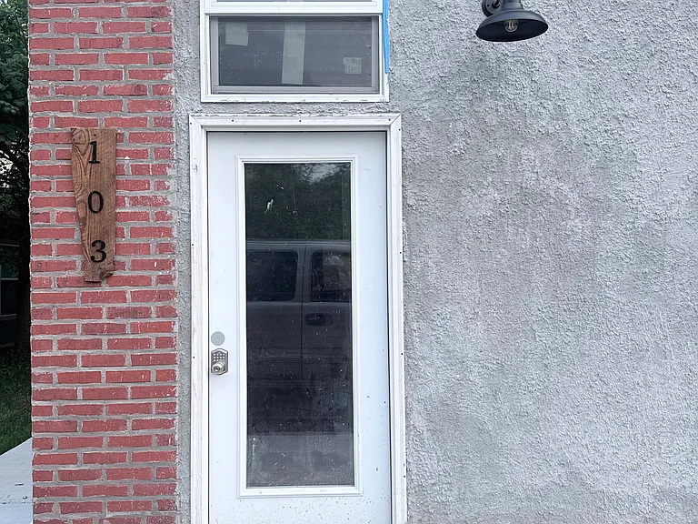 103 E Excelsior St #4 — Photo 1