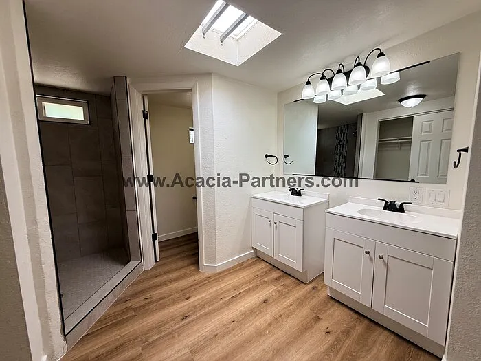 3243 W Bartlett Pl — Photo 13